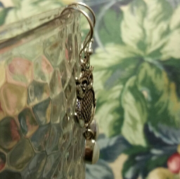 .925 Silver Owl with Pearl Dangle Hook Earrings - Picture 6 of 8